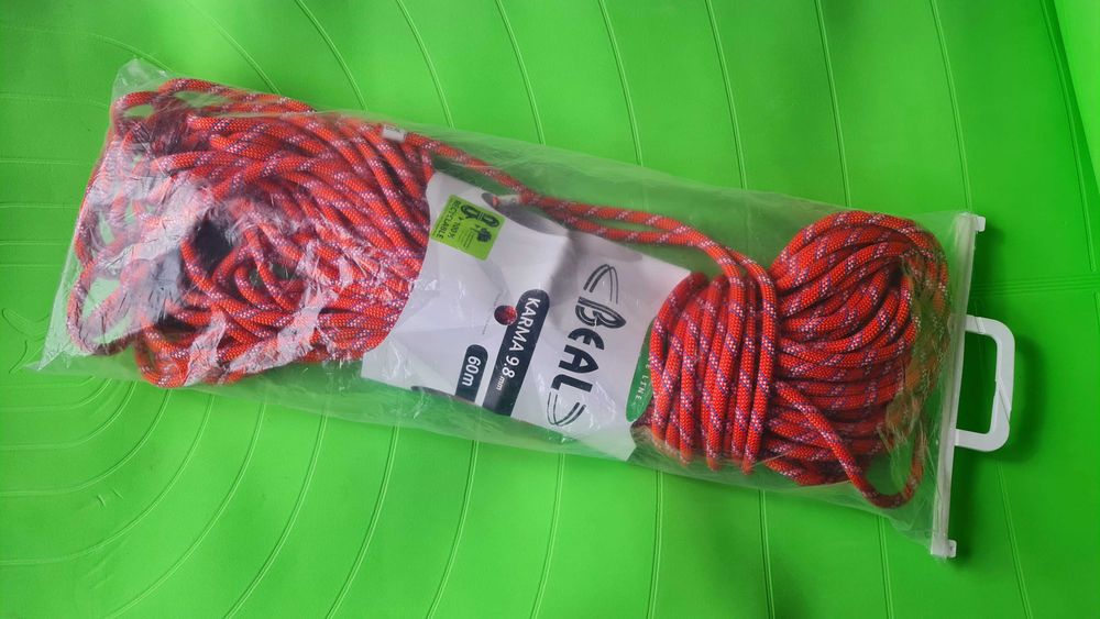 Ново въже за катерене Beal Karma 9,8 mm 60 m - RED