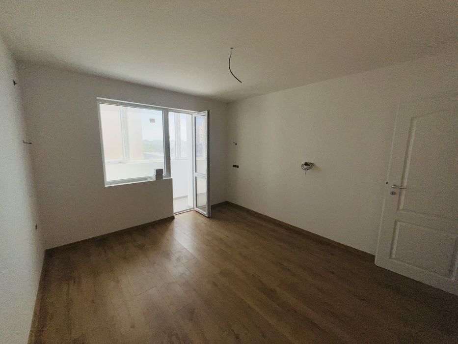 Продава се Двустаен апартамент в Добрич, Център - 60 кв.м за 1449 €/кв.м - Снимка #2