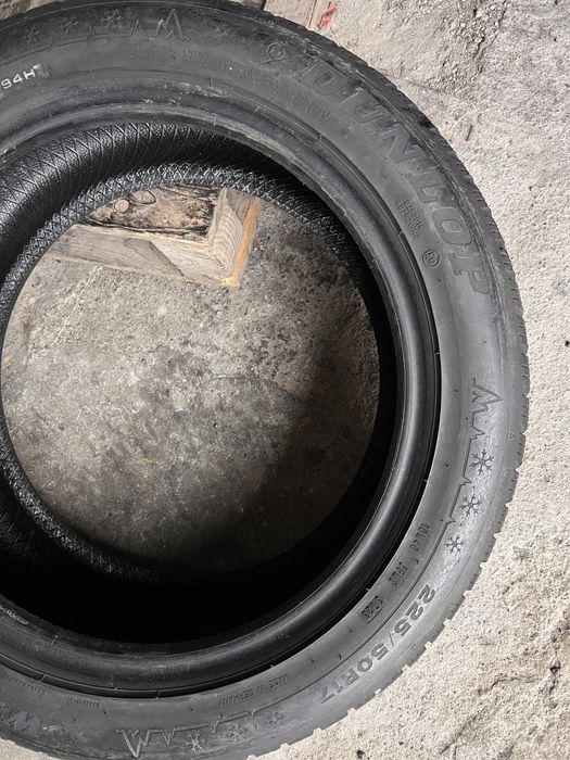 1 anvelopa iarna 225/50/17 , Dunlop , 6.3 mm , DOT 2023