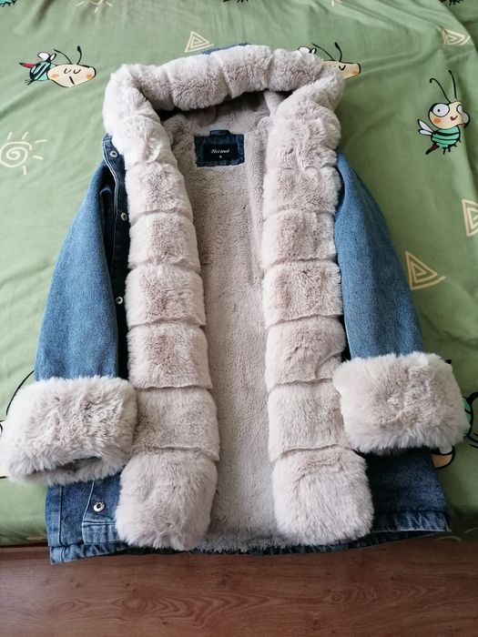 Geaca de iarna imblanita