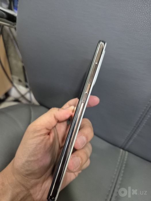 Samsung A52 5G 8/128 Holati B/U 550.000 so'm