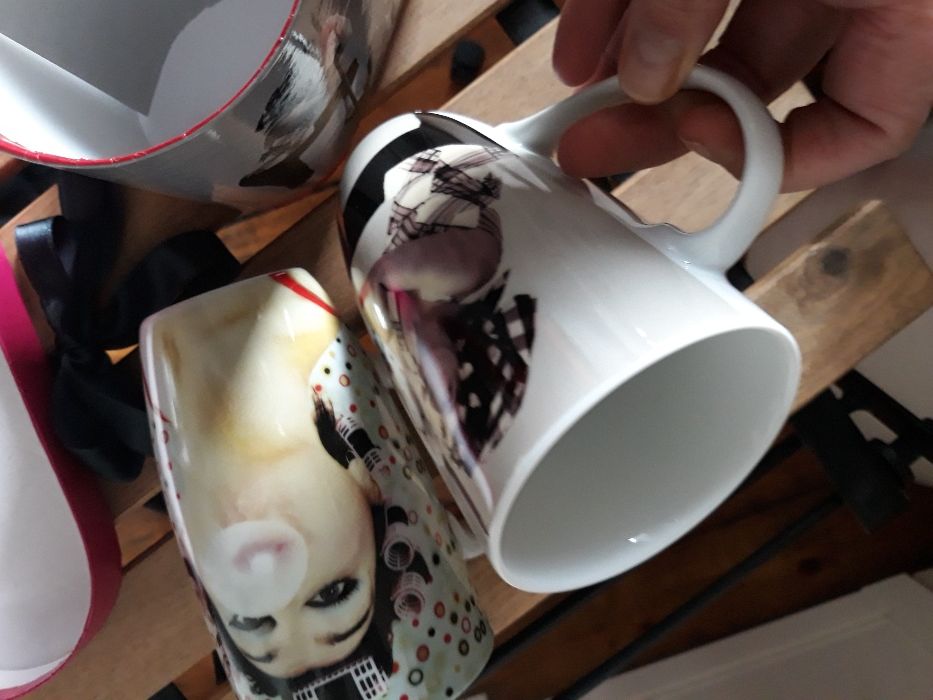 нов комплект от две чаши за кафе