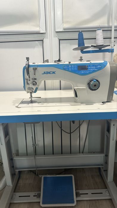 Швейная машина JACK A4