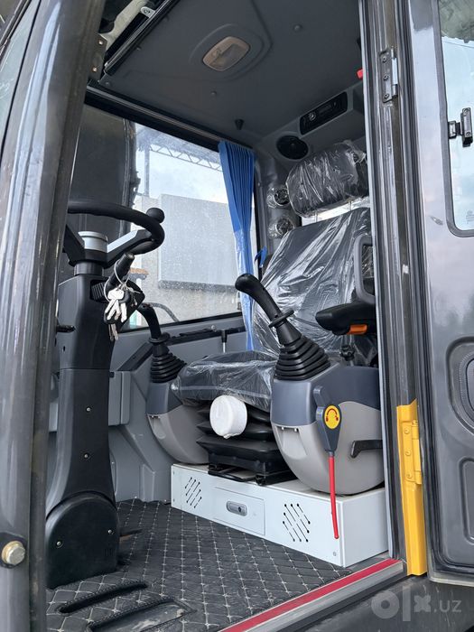 Экскаватор XGT70L 2026