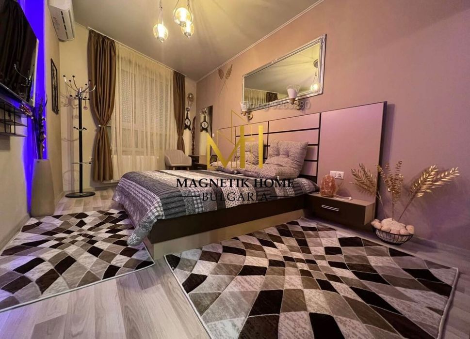 Луксозен тристаен апартамент с паркомясто и панорама в ”Central Park”