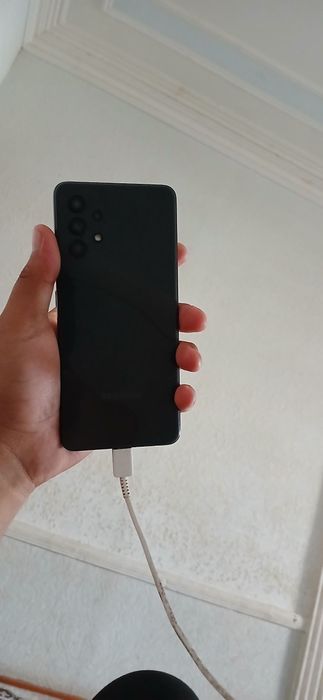 Srochniga vapshe arzonga  Samsung A32 idial 
Xotira 64/4
Idial hech qa