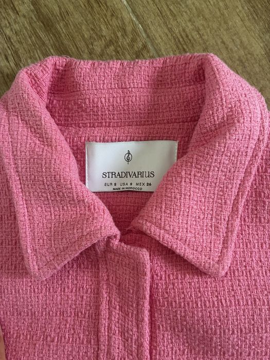 Нова сако букле от Stradivarius