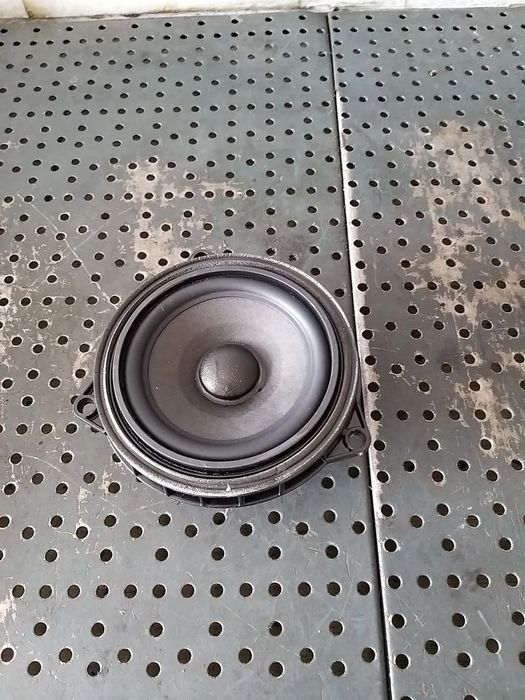 Boxa audio dreapta spate bmw seria 1 f40 6513262246901 8927028308a