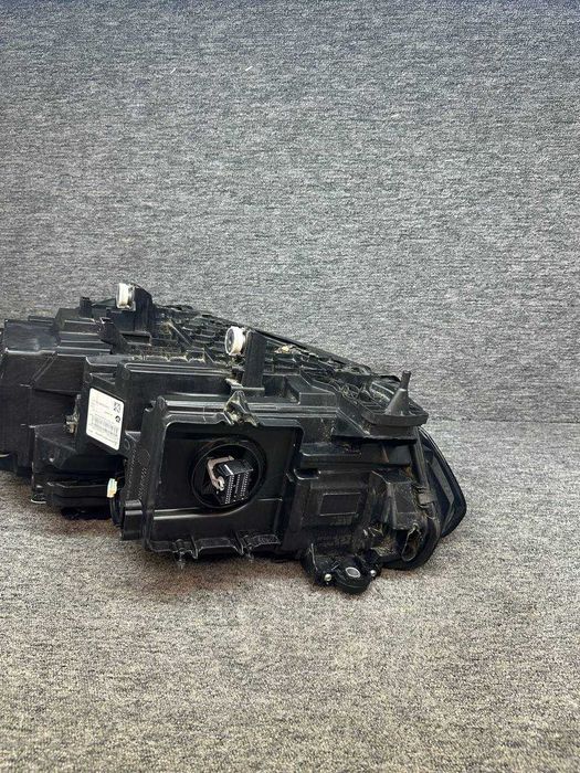 Far dreapta laser shadow BMW g05 nfl