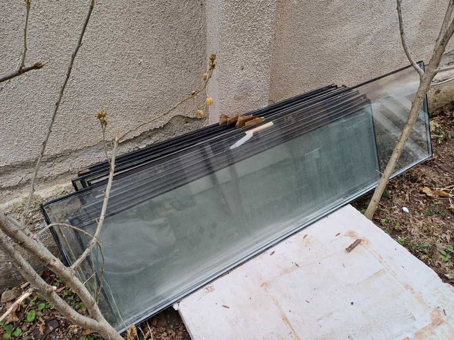 -здрава и функционираща алуминиева дограма тип хармоника ;стъклопакети