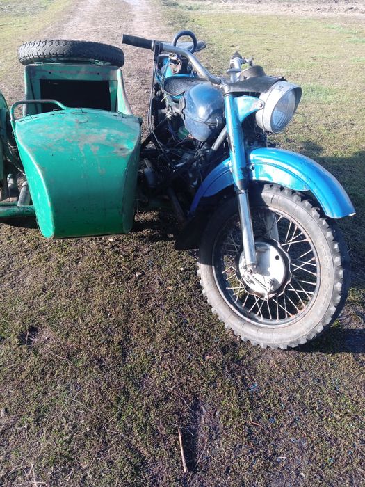 Продам мотоцикл Урал