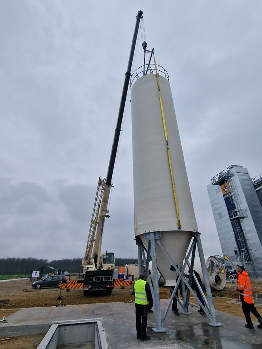 Închiriere macara/automacara Oradea – Servicii profesionale