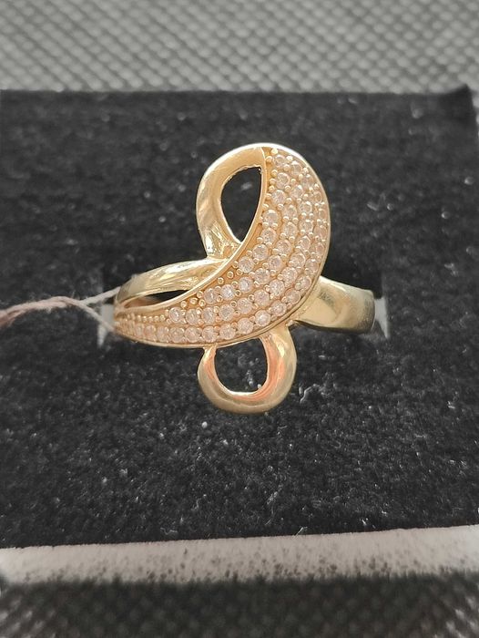 Златен дамски пръстен 2.76гр-14к