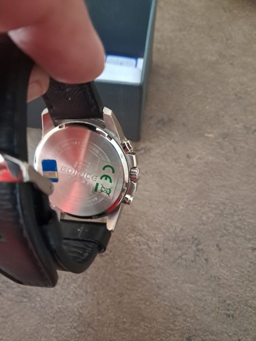 Vand ceas Casio Edifice aproape nou