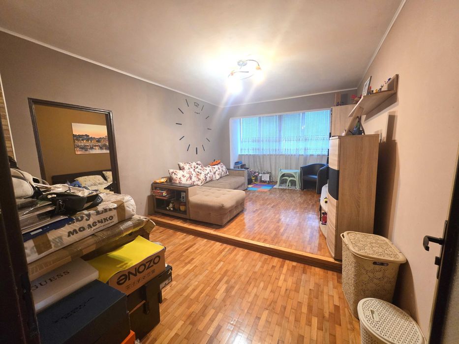 Тристаен Апартамент с Панорамна Гледка в Ботунец| 100 КВ.М | 120 000