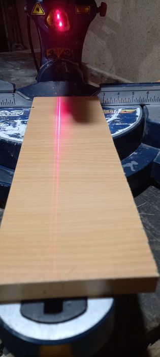 Vand circular unghiular basculant radial