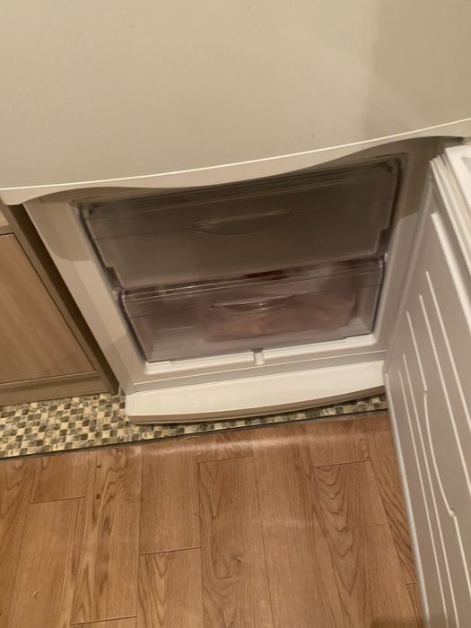 Продам холодильник Atlant