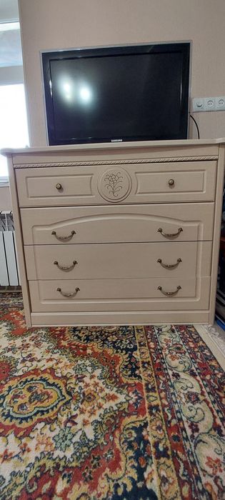 Спальный гарнитур