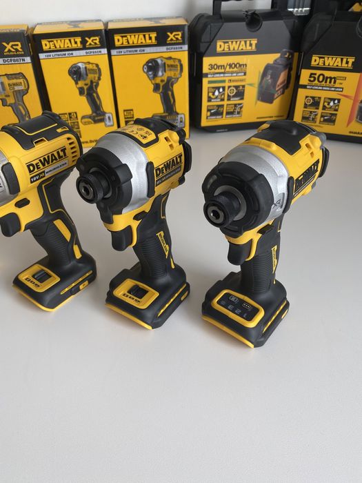 Импакт / Винтоверт DeWALT 18V XR Brushless