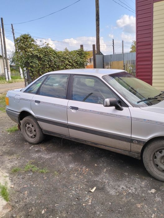 Продам машину Ауди 80