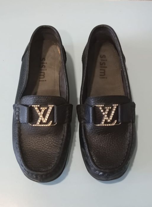 Продам женские мокасины