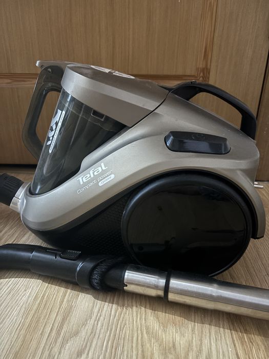 Продаю пылесос Tefal