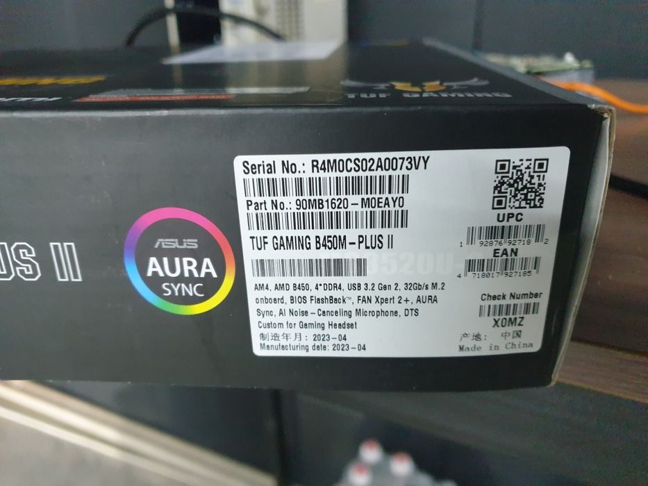 Материнская плата ASUS