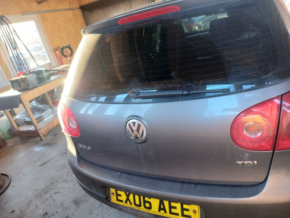 Haion volkswagen golf 5 hatchback model 2004-2008 gri șobolan