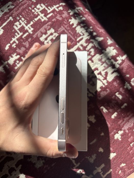 Iphone 13 mini pink