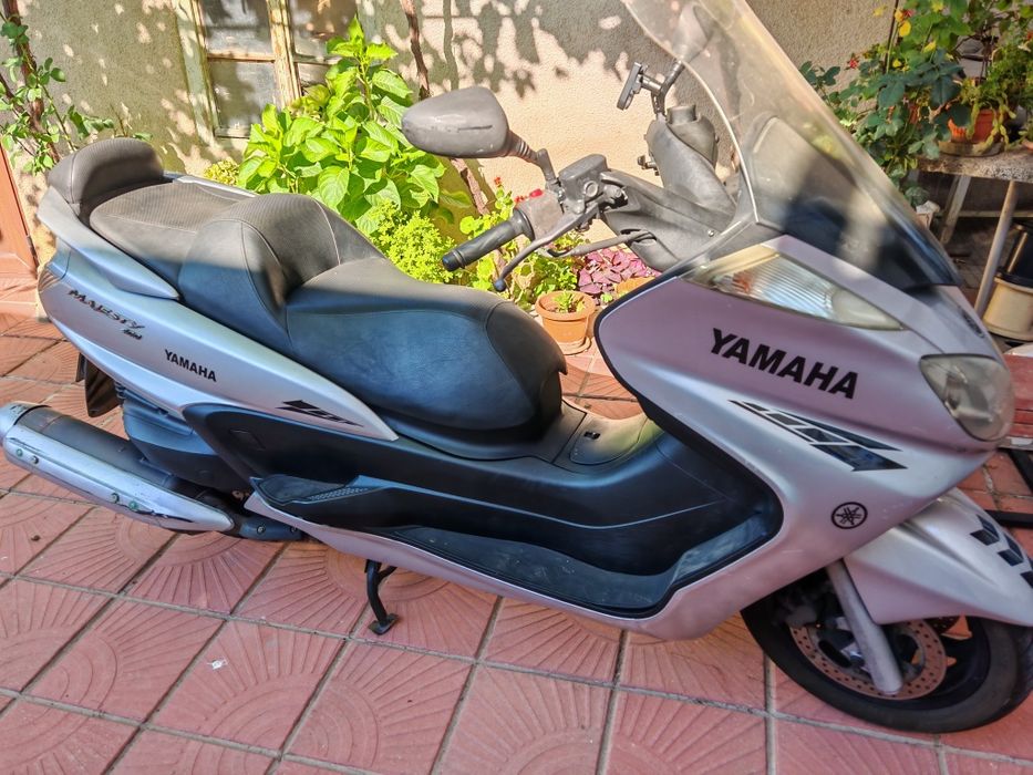 Yamaha majesty 400