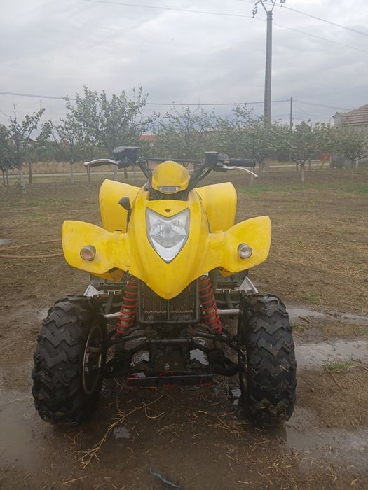Vând atv kymco 300cc 1300 euro negociabil