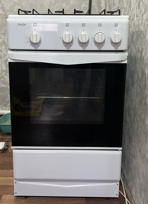 Продам газ плиту