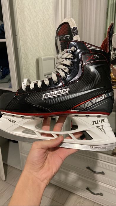 продам коньки bauer