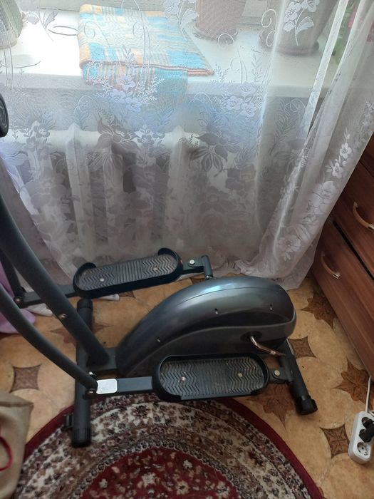 Продам эллптический тренажёр