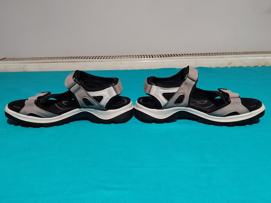 ECCO sandale din piele, mărimea 40, interior 25,5 cm.