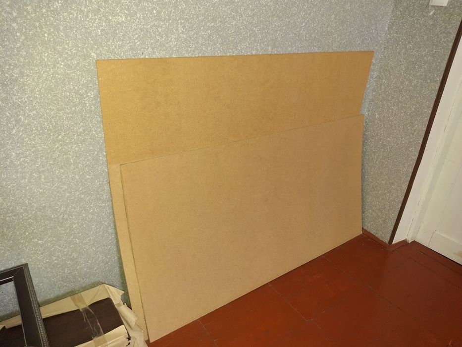 Продаю абсолютно новый Стенка в упаковке.