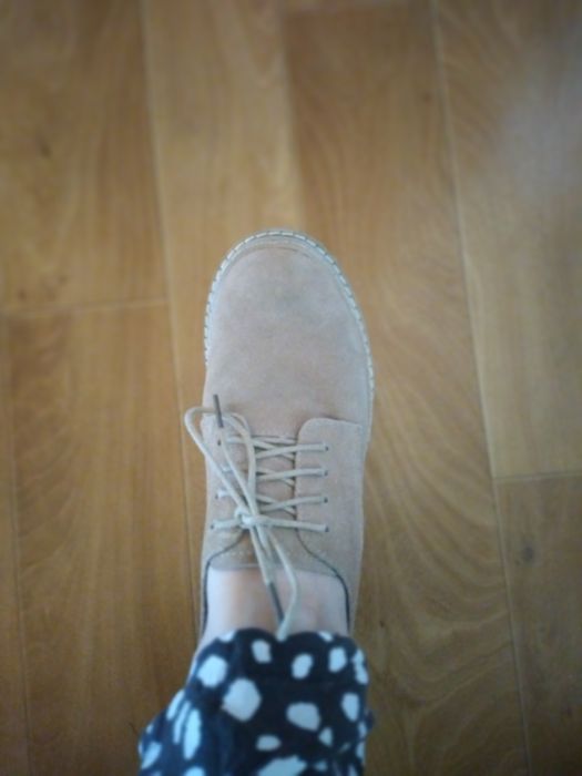 Женские ботинки на весну 37