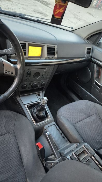 Опел сигнум 2004г 3.0дизел 177коня