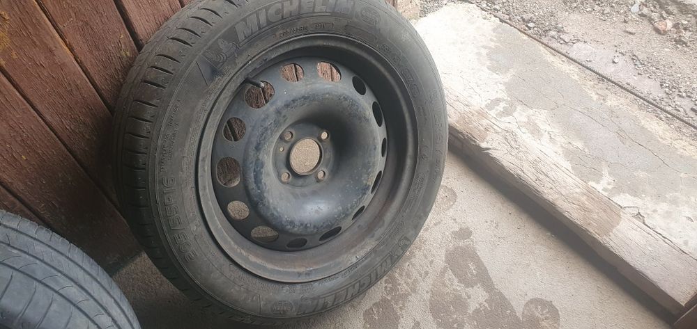 Гуми с джанти 205х55х16