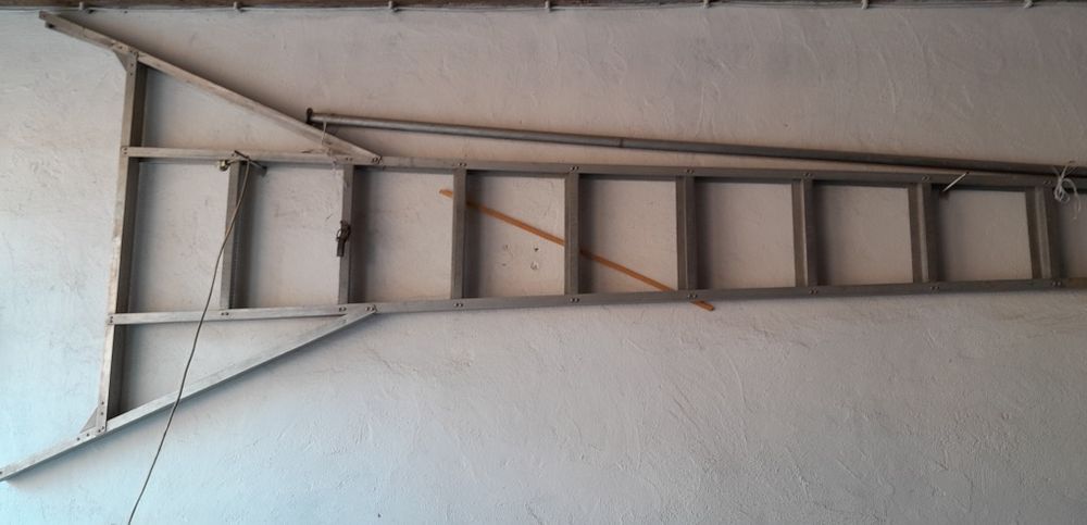 Продам садовую стремянку