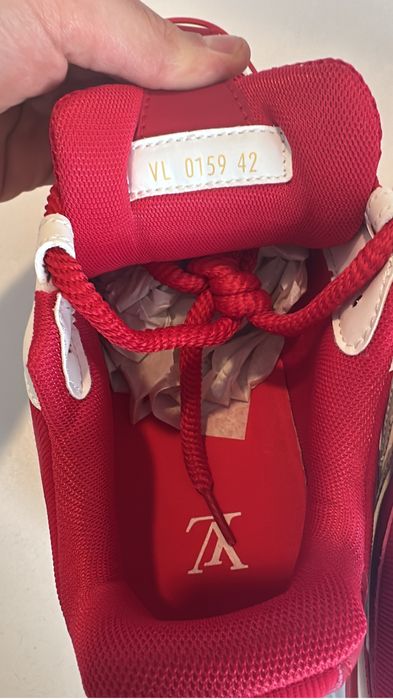 Louis Vuitton Skate Rosu