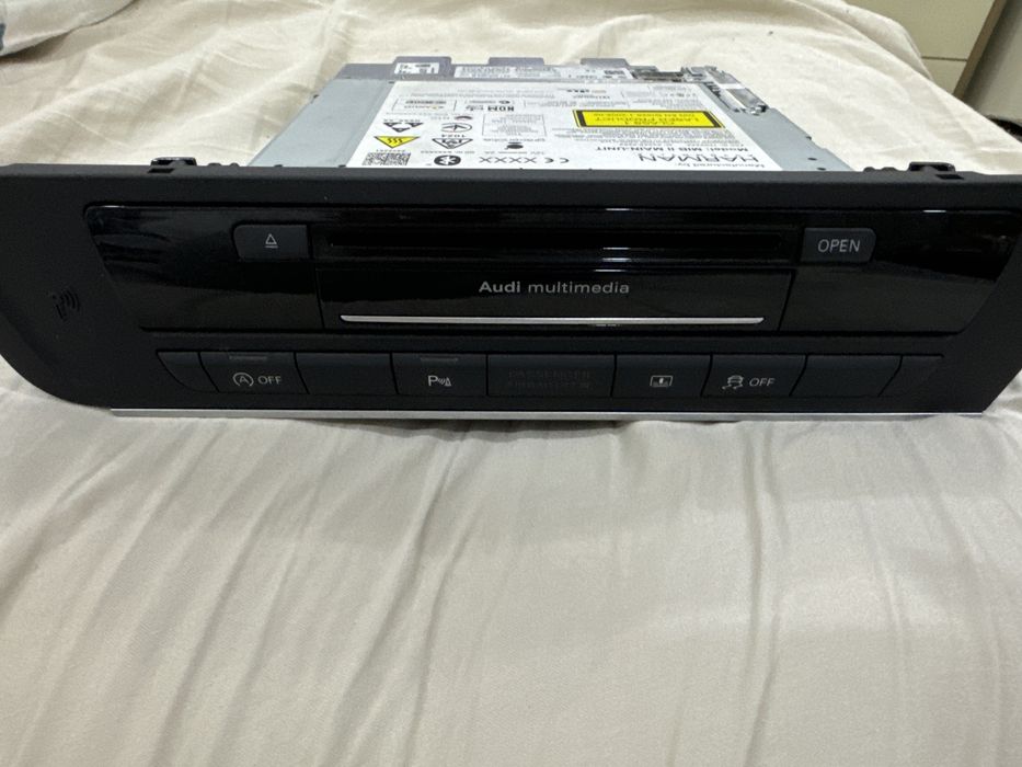 Set unitate MMI MIB2 Audi A6/A8 C7, display 8”, consola completa
