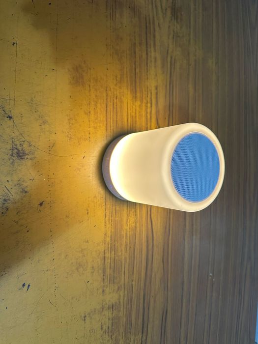 Блютуз колонка с подстветкой