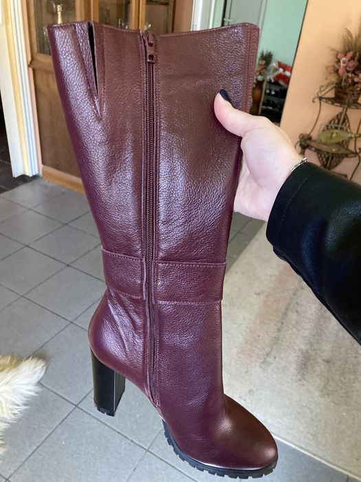 НОВИ Кожени ботуши, номер 39
