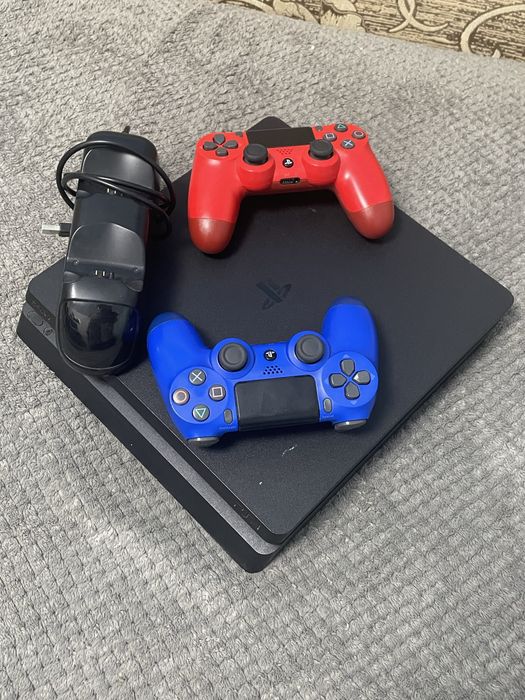 Продам Ps4 slim на 1тб