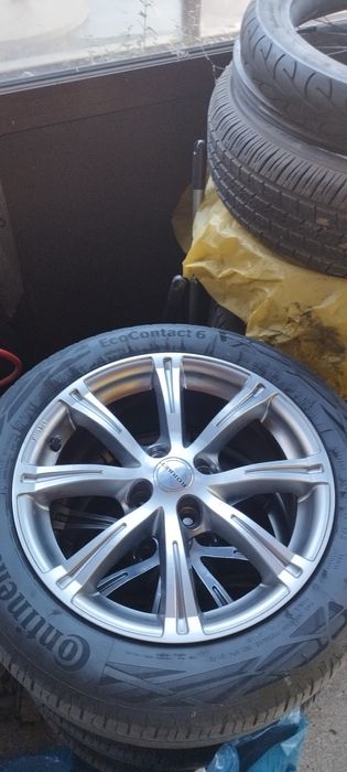 Джанти с гуми 16 цола 4x100