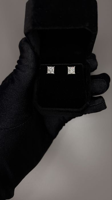 Обици “Princess Cut Moissanite” VVS 1CT