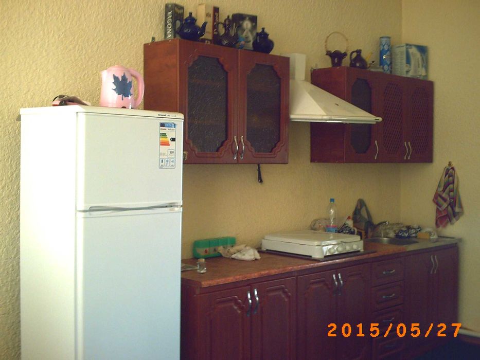 Продается  2 Эт зд Северный 170 кв Подвал 1 Торг помещение 2 квартира