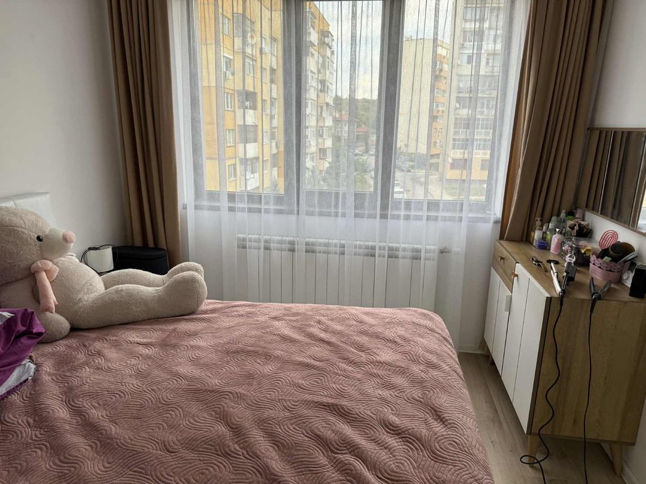 Продава се Тристаен апартамент в Търговище, Център - 88 кв.м за 1966 €/кв.м - Снимка #4