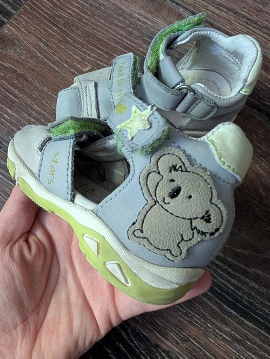 D. D. Step бебешки сандали 19